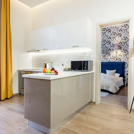 Stunning 3Brm 3Bath Julie Balcony & City Views Budapest Exterior photo